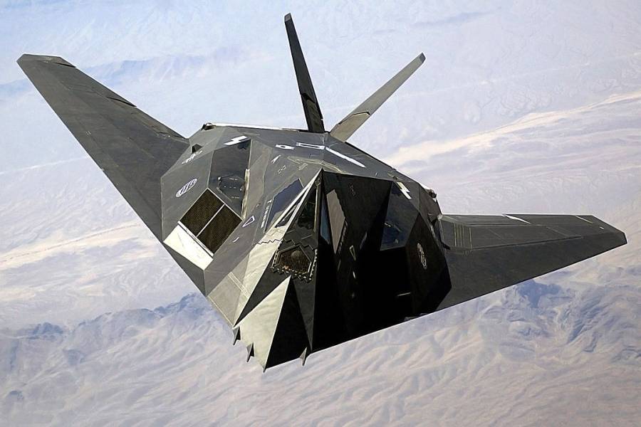 1080px-f-117_nighthawk_front.jpg